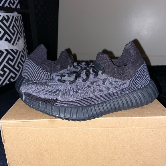 Yeezy Kids Shoes in Black and Gray - Picture 1 of 2